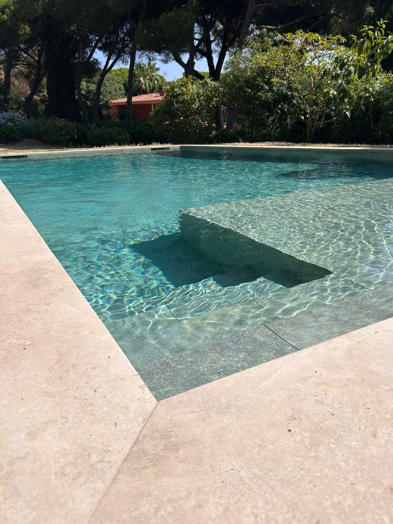 Reforma de piscina en vivienda unifamiliar del Maresme